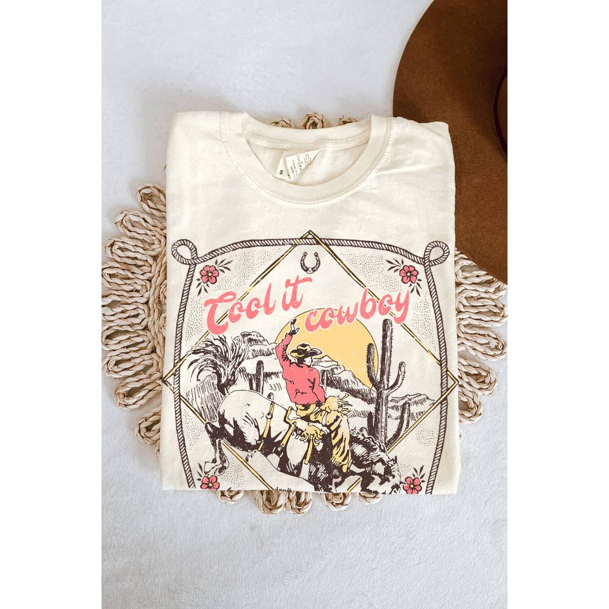 COOL IT COWBOY  MINERAL GRAPHIC TEE