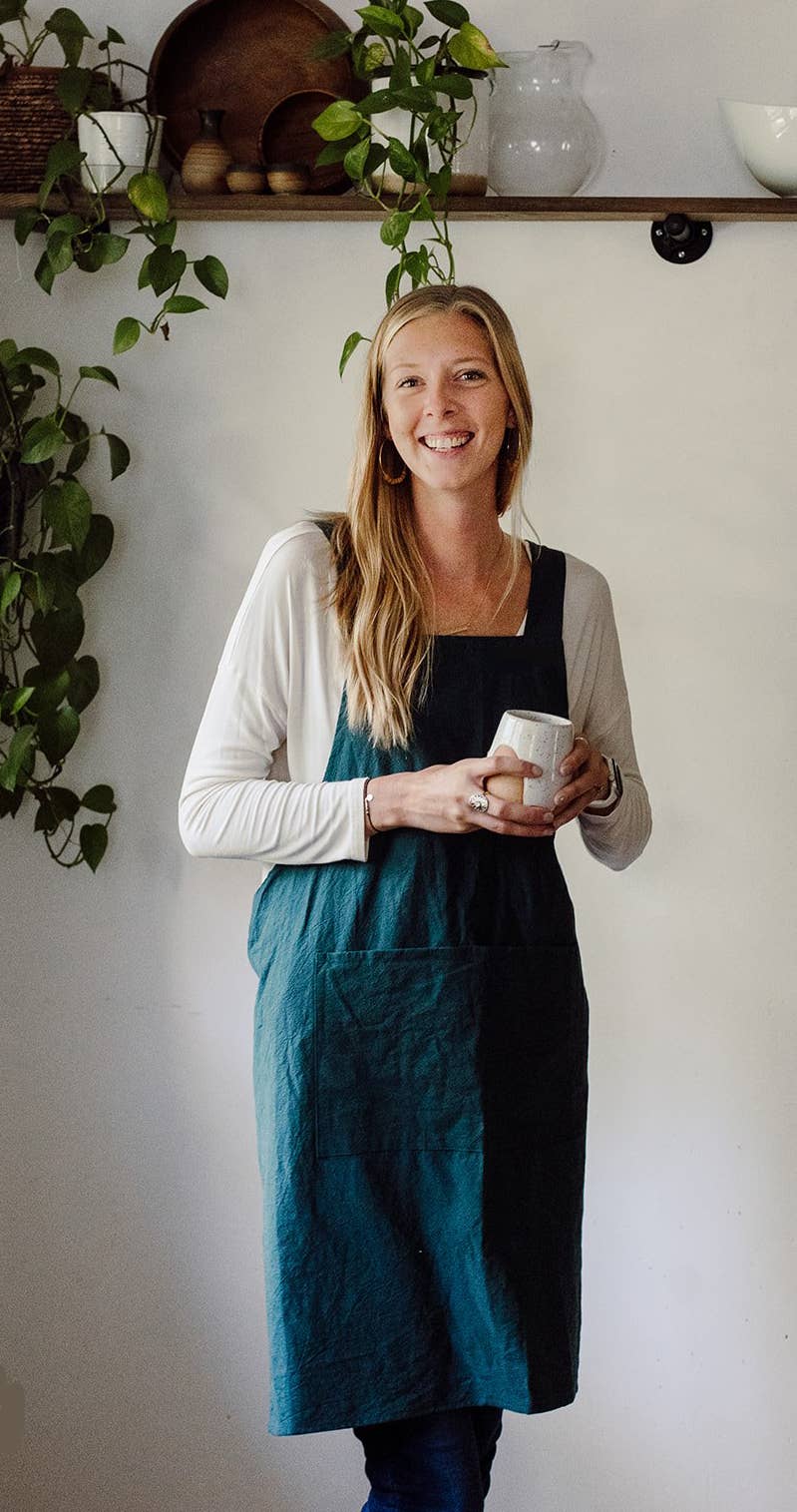 Heirloom Cross Back Apron