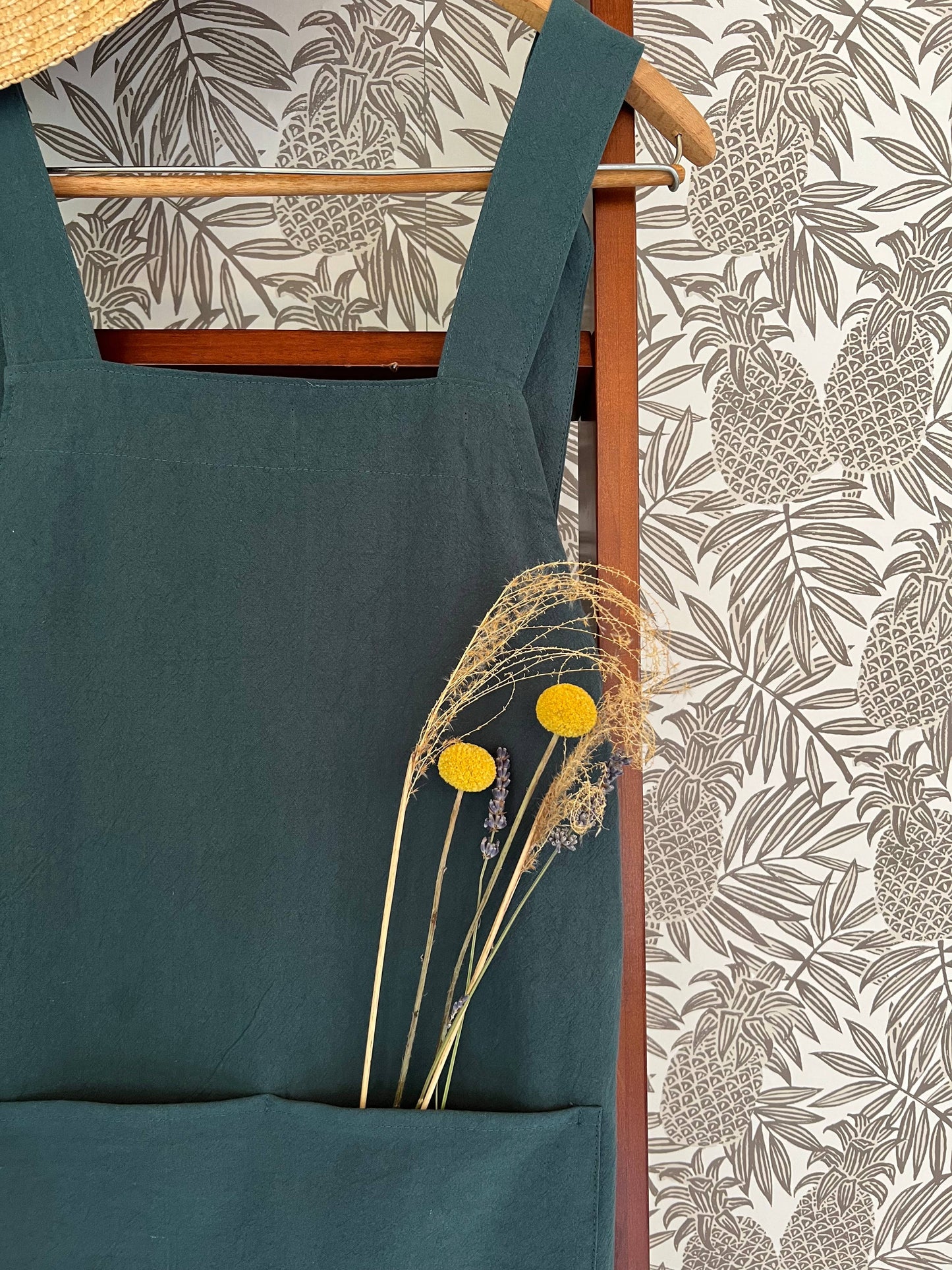 Heirloom Cross Back Apron